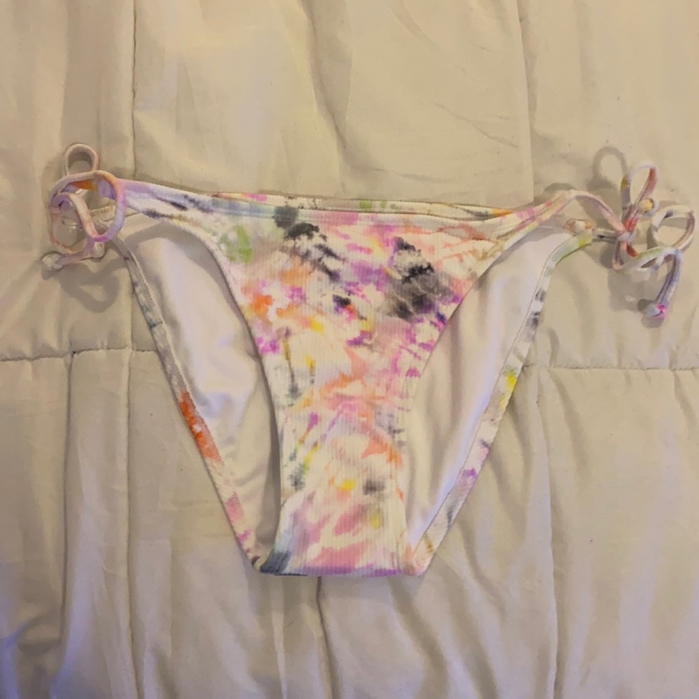 NEW hipster swimsuit bottoms, size L & XL